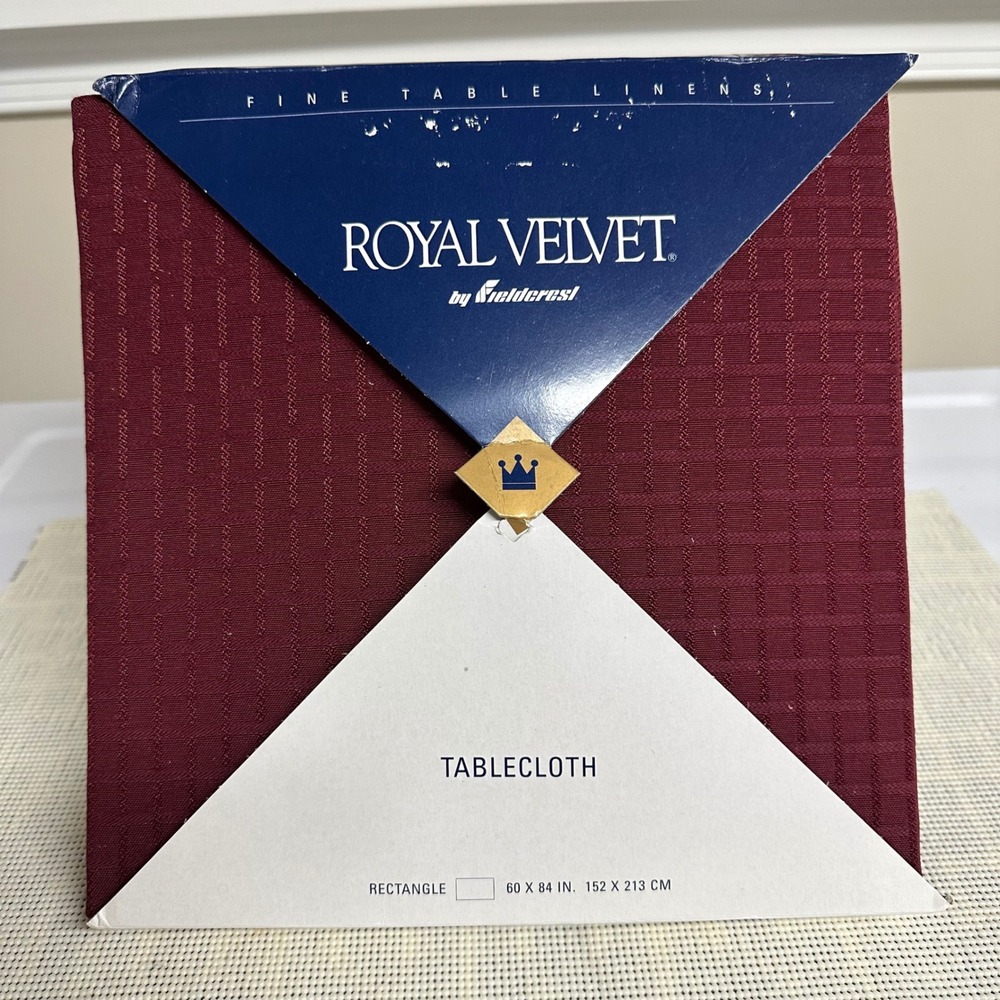 Royal Velvet by Fieldcrest Table Cloth Maroon 60 x 84 inch